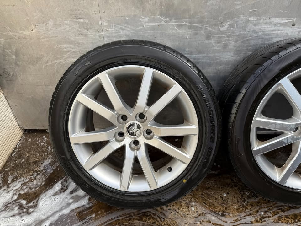 Holden Commodore VE 18” Alloy Wheels with Good Tyres