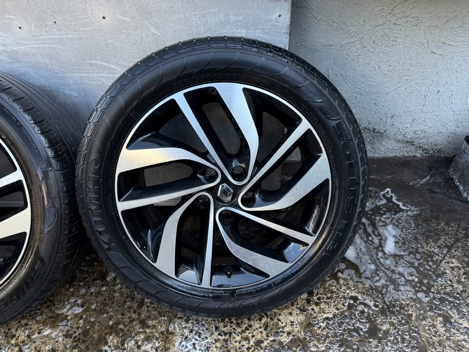 Renault Koleos 18” Alloy Wheels with Tyres