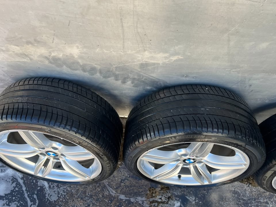BMW M Sport Staggered 19” Alloy Wheels with Tyres