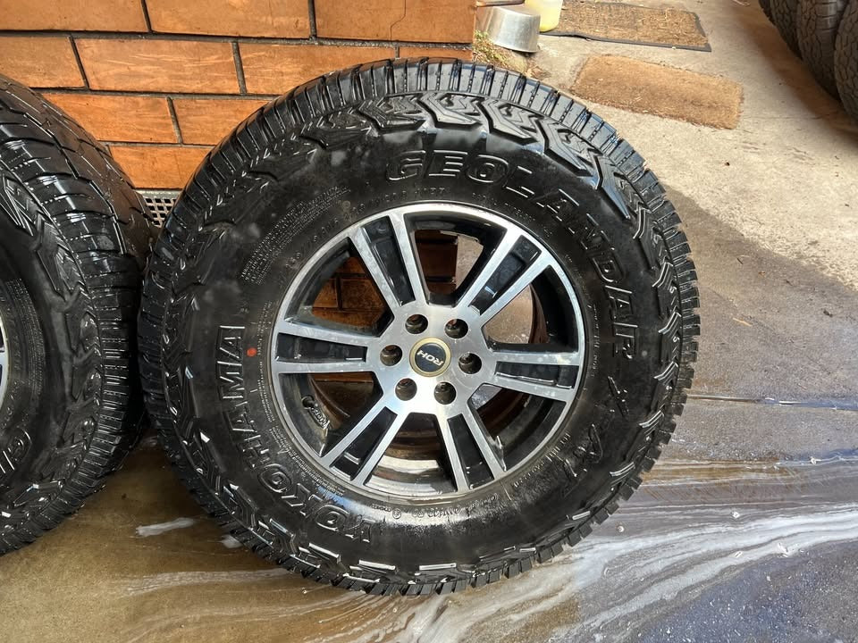 ROH Navara 16” Alloy Wheels with Yokohama Geolander A/T Tyrea