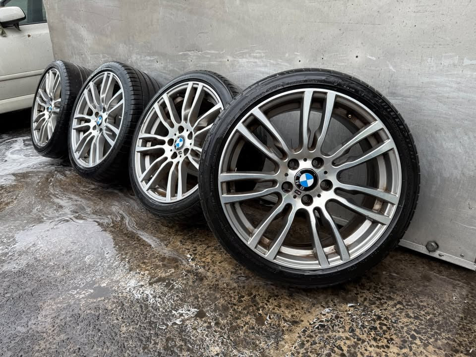 BMW 3/4 Series 19" Staggered Alloy Wheels with Good Tyres