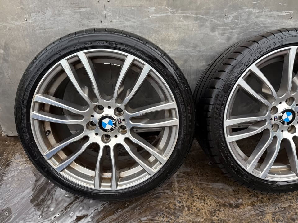 BMW 3/4 Series 19" Staggered Alloy Wheels with Good Tyres