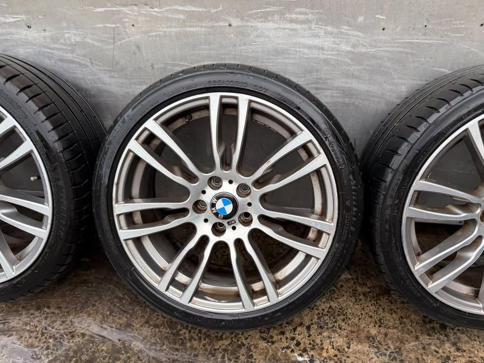 BMW 3/4 Series 19" Staggered Alloy Wheels with Good Tyres