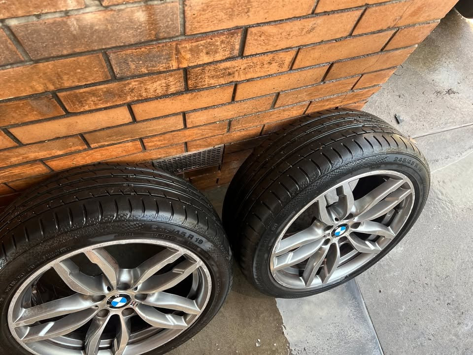 BMW M Sport 19" Staggered Alloy Wheels with Tyres