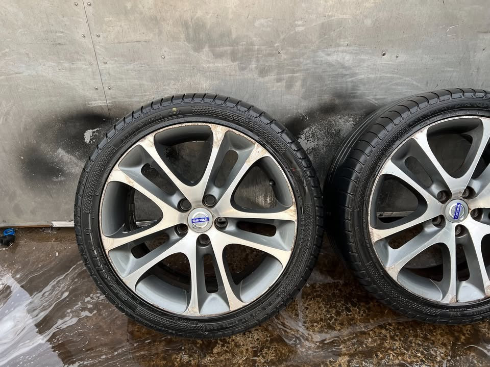 Volvo V50 S40 18" Alloy Wheels with Good Tyres
