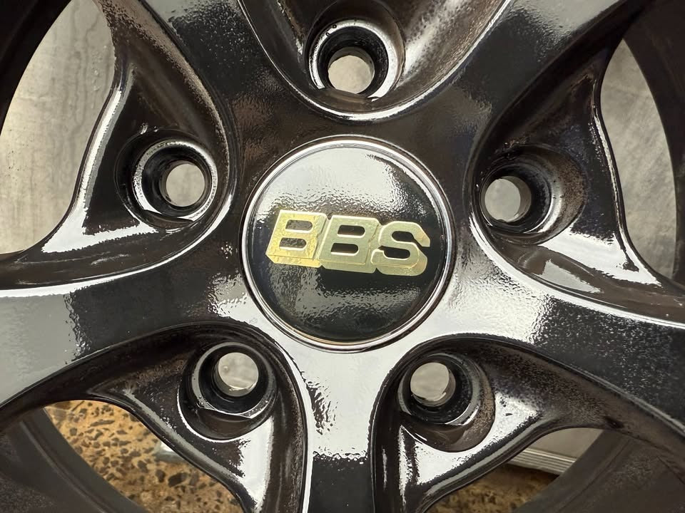BBS 17" Alloy Wheels with Excellent Tyres