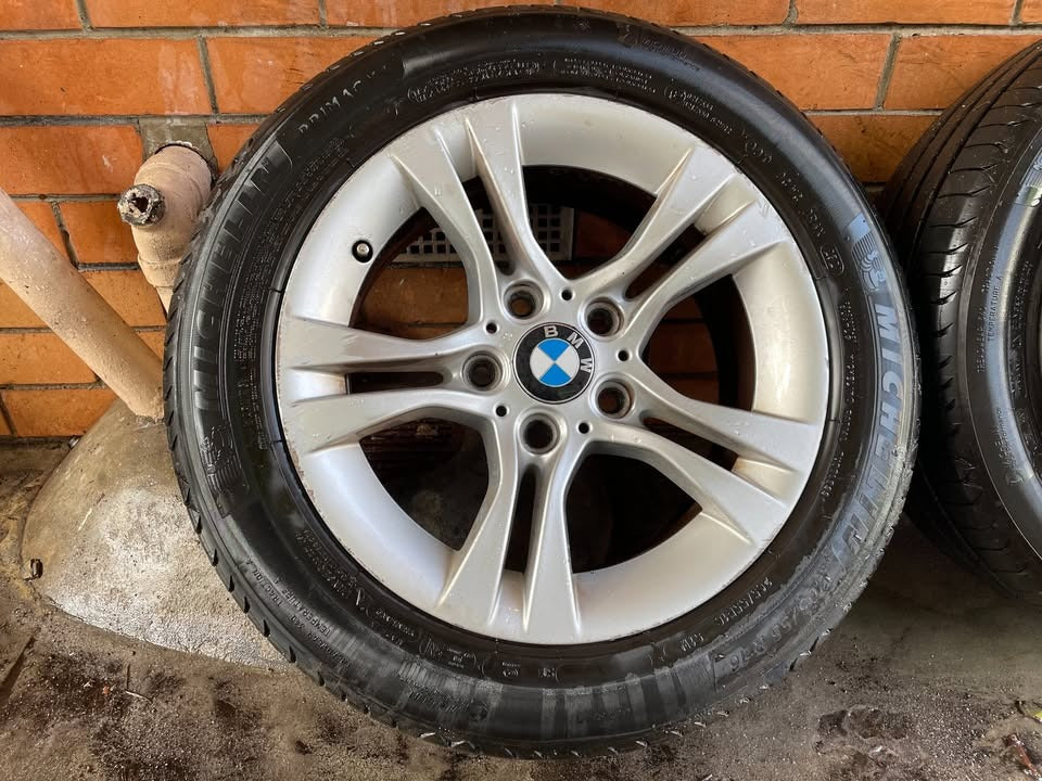 BMW 16" Alloy Wheels with Very Good Tyres
