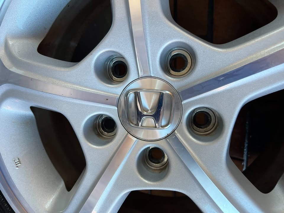 Honda 5 Stud 15" Alloy Wheels with Good Tyres