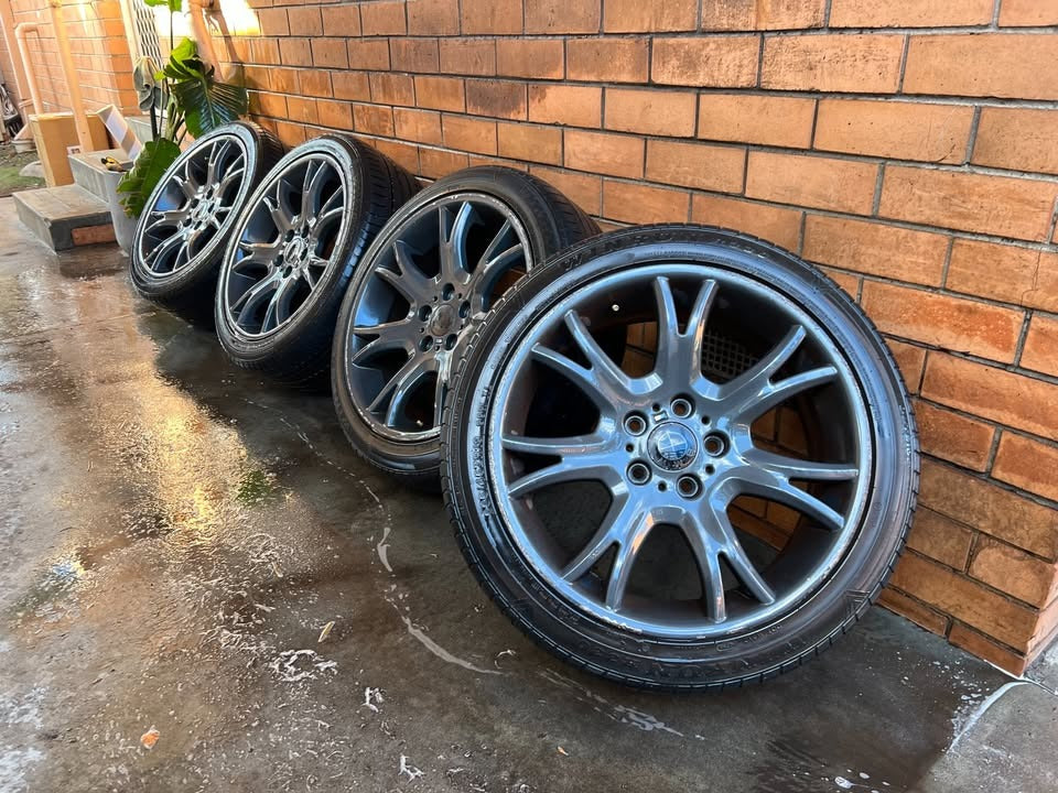 BMW M Sport 19" Staggered Alloy Wheels with Excellent Tyres