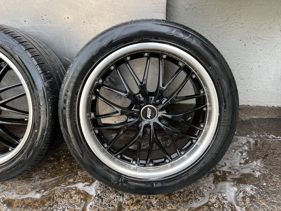 Icon 20 Inch Alloy Wheels with Tyres *Delivery*