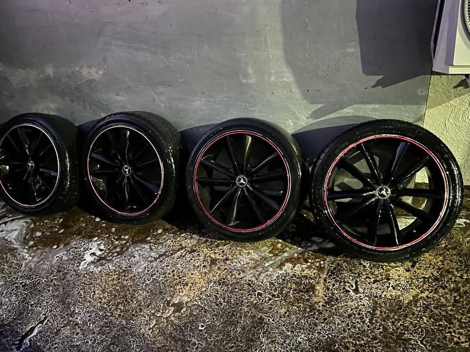 Ox Wheel Multi Fit 5 Stud 18” Alloy Wheels with Good Tyres
