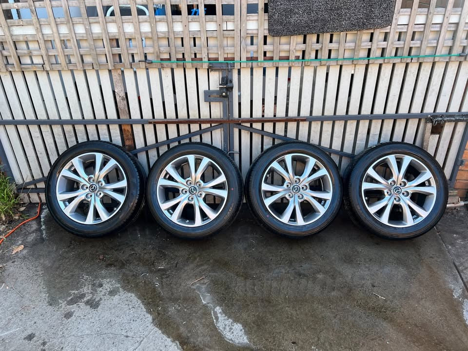 Mazda CX30 18" Alloy Wheels with Excellent Tyres