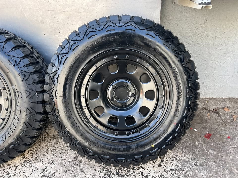 Imitation Beadlock 17" Steel Rims with R/T Tyres