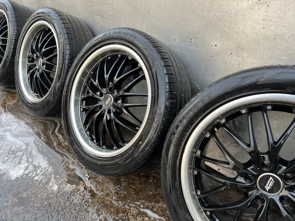 Icon 20 Inch Alloy Wheels with Tyres *Delivery*