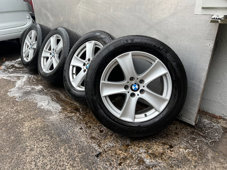 BMW 18” Alloy Wheels with Tyres