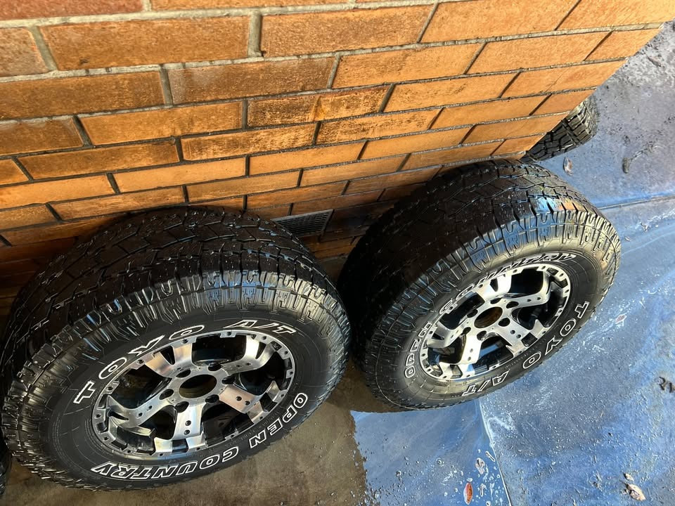 CSA Jackal 6 Stud with Toyo Open Country A/T Tyres
