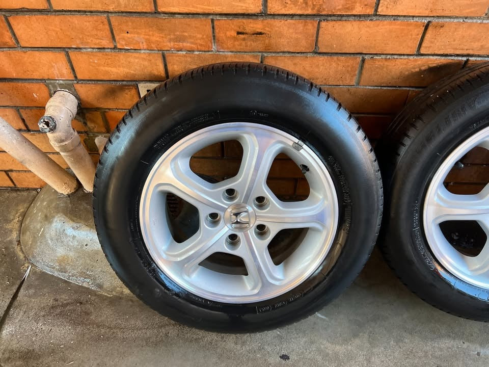 Honda 5 Stud 15" Alloy Wheels with Good Tyres
