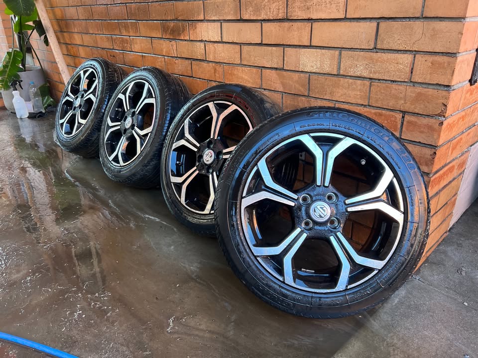 MG 4 Stud 16" Alloy Wheels with Good Tyres