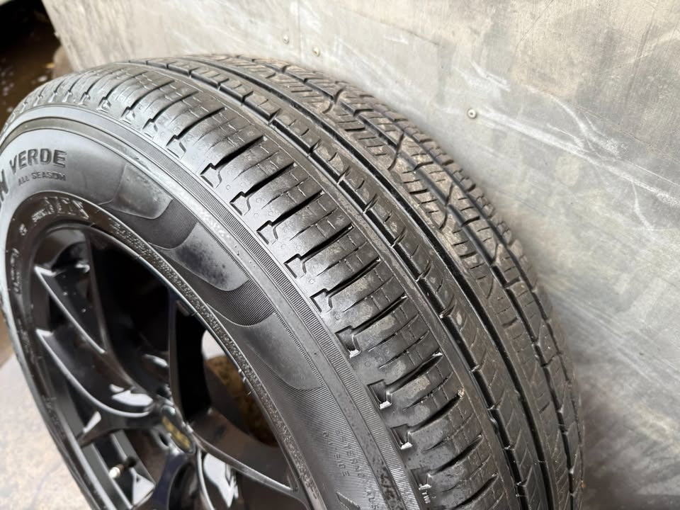 BBS 17" Alloy Wheels with Excellent Tyres