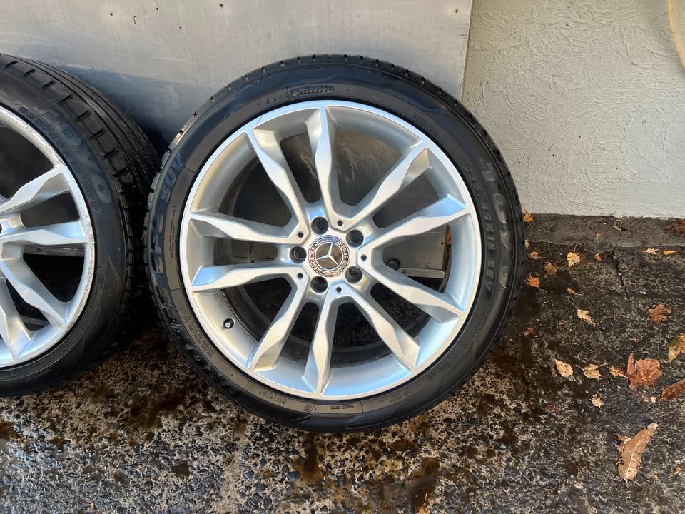 Mercedes Benz GLA 19" Alloy Wheels with Toyo Tyres