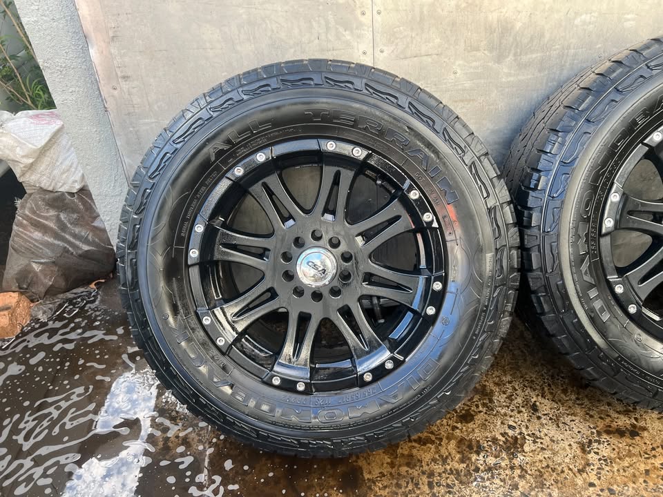 CSA Multi Fit 17" Alloy Wheels with Tyres