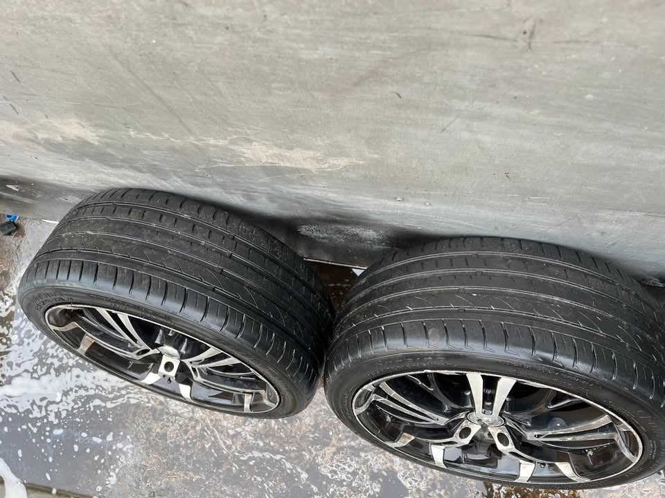CSA 18" Alloy Wheels with Tyres