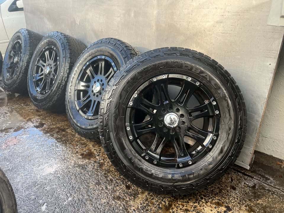 CSA Multi Fit 17" Alloy Wheels with Tyres