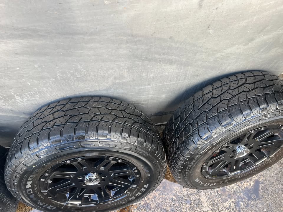 CSA Multi Fit 17" Alloy Wheels with Tyres