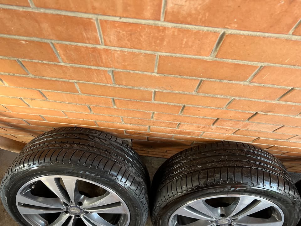 Mercedes Benz GLA 20" Alloy Wheels with Bridgestone Tyres