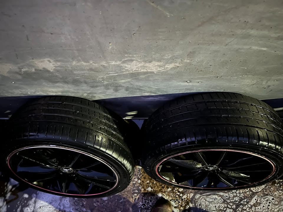 Ox Wheel Multi Fit 5 Stud 18” Alloy Wheels with Good Tyres
