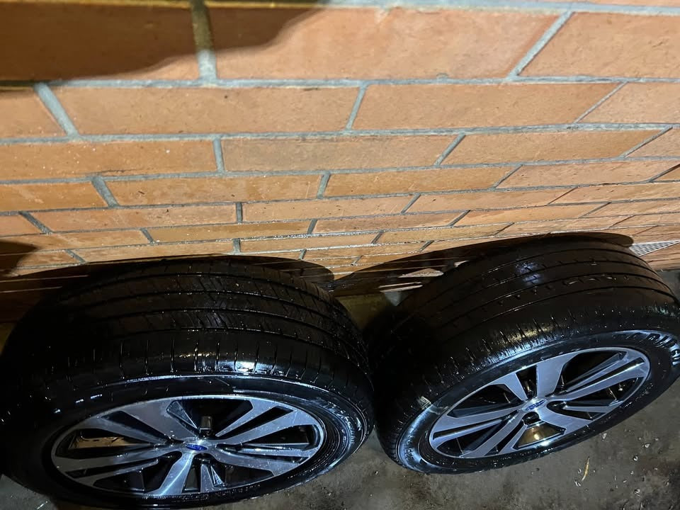 Subaru Forester 18" Alloy Wheels with Very Good Tyres