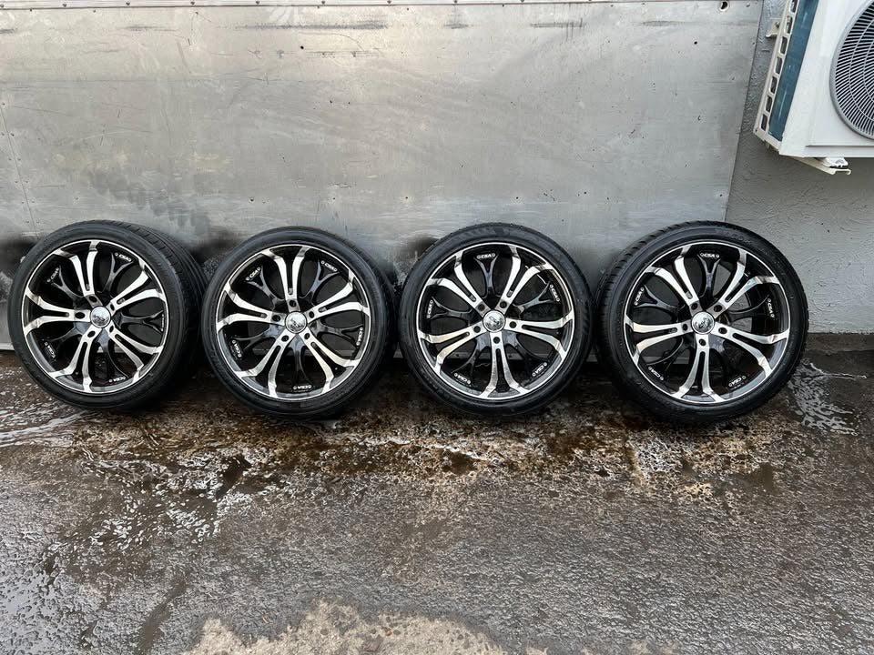 CSA 18" Alloy Wheels with Tyres