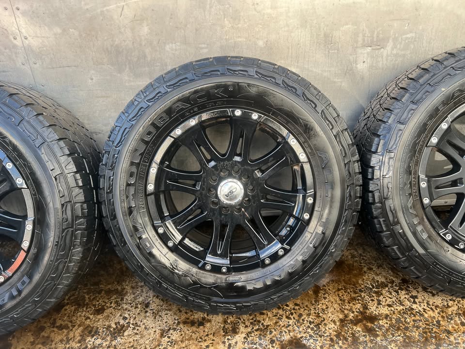 CSA Multi Fit 17" Alloy Wheels with Tyres