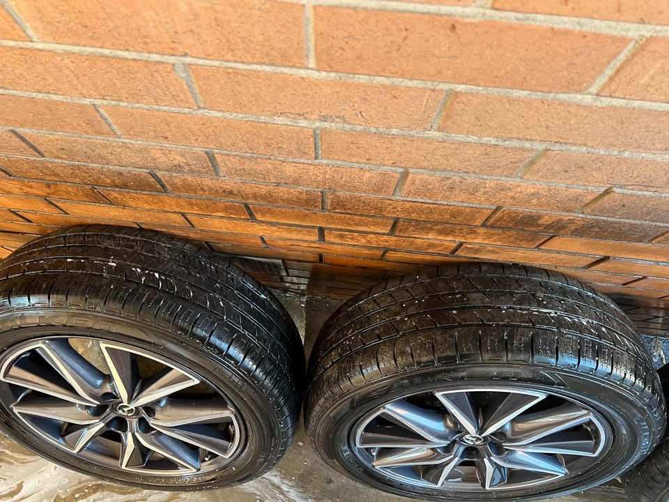 Mazda CX7/CX9 19" Alloy Wheels with Excellent Tyres