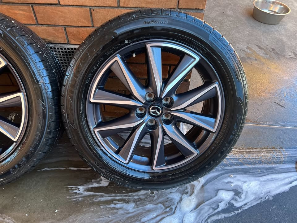 Mazda CX7/CX9 19" Alloy Wheels with Excellent Tyres