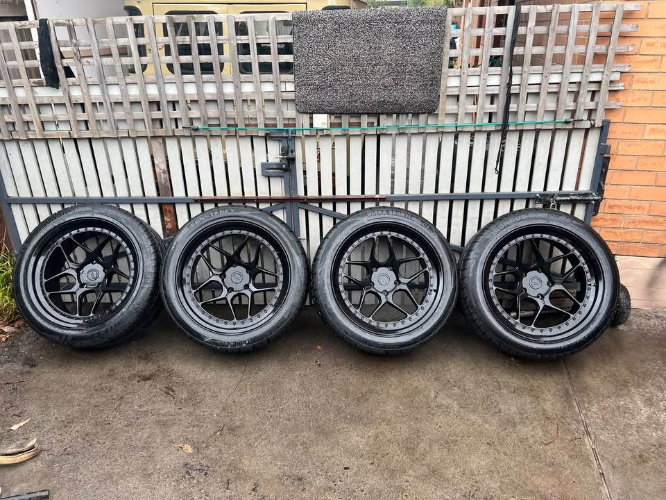 Peregrine Forged 22" Alloy Wheels with New Tyres