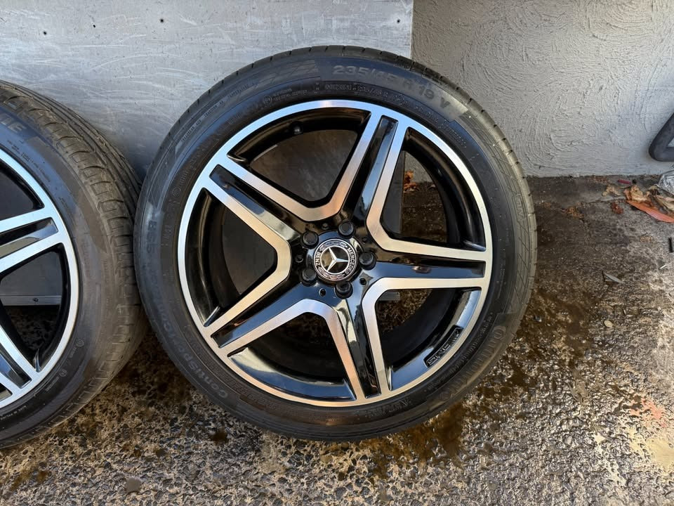 Mercedes Benz AMG GLA 19” Alloy Wheels with New Tyres