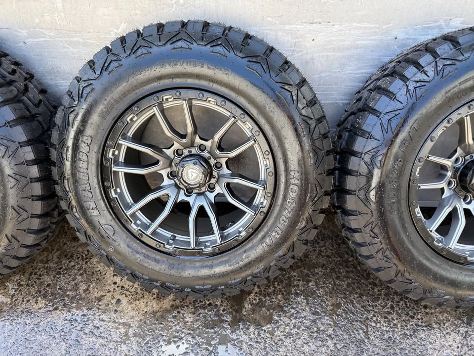 Grudge Off-Road 6 Stud Alloy Wheels with R/T Tyres