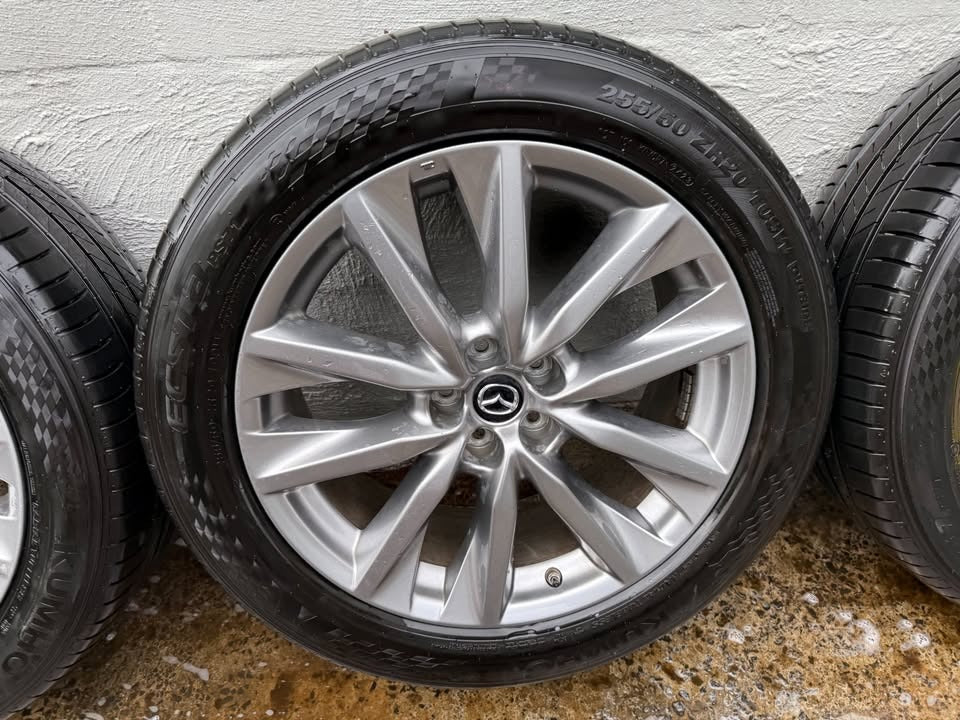 Mazda CX7/CX8/CX9 20" Alloy Wheels with Excellent Tyres