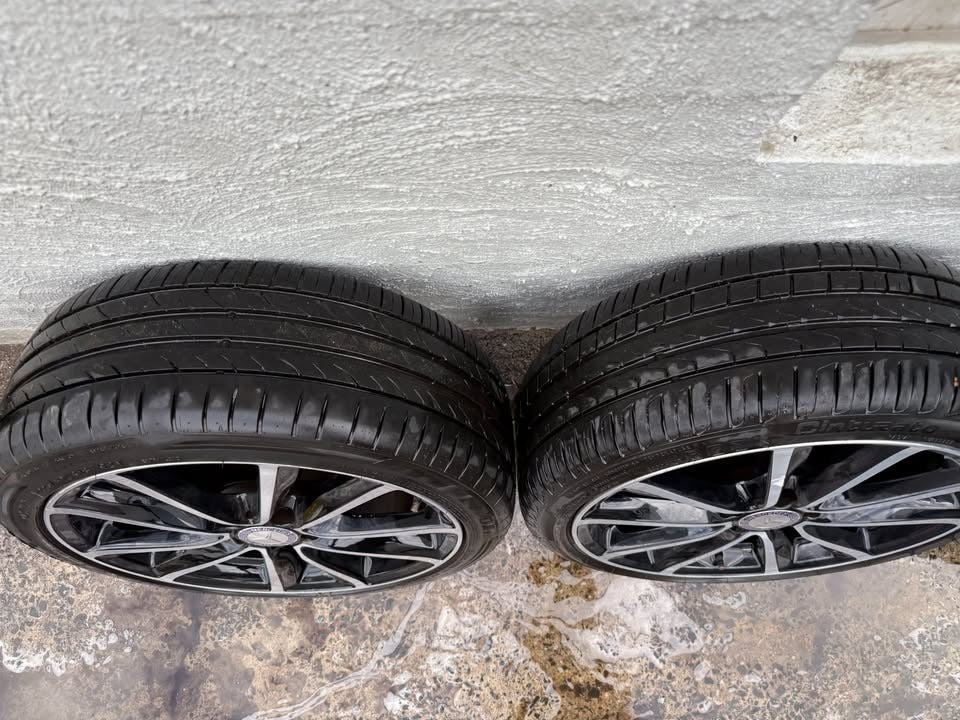 Mercedes Benz A Class 18" Alloy Wheels with Good Tyres