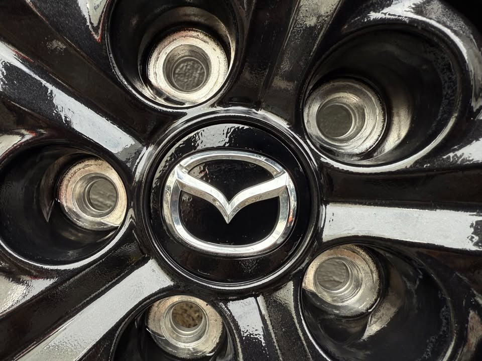 Mazda CX3/CX30 18" Alloy Wheels with Excellent Tyres