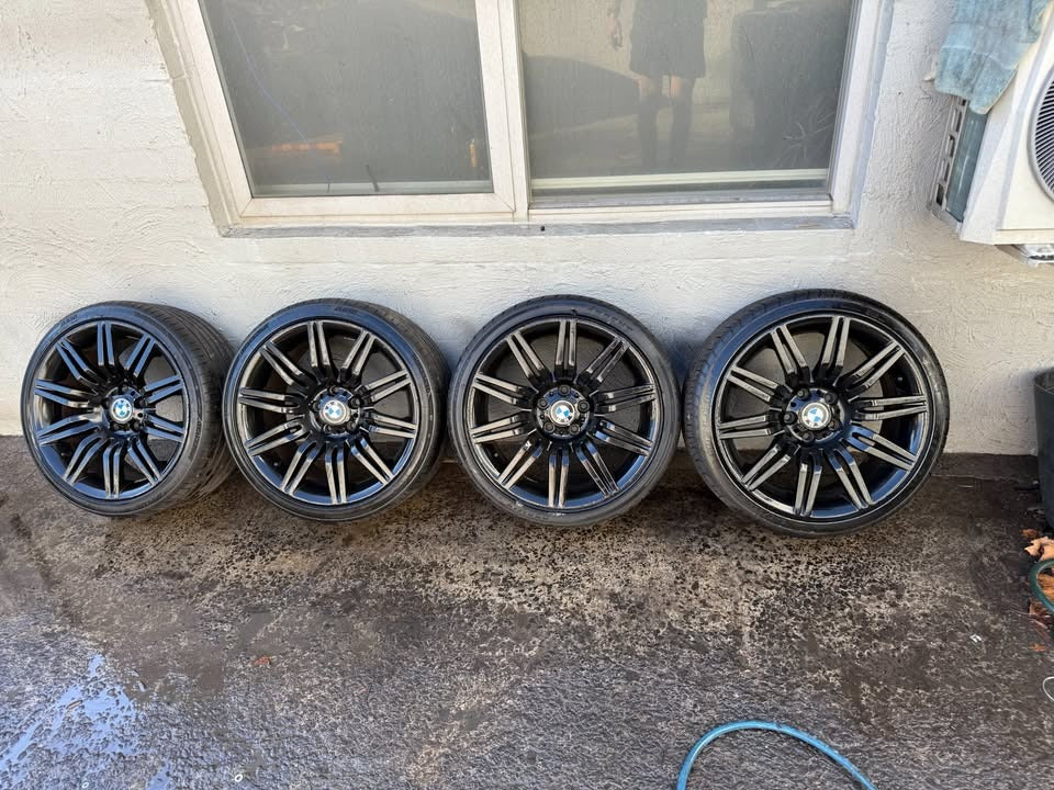 BMW 19" M Sport Black Staggered Alloy Wheels with Excellent Tyres