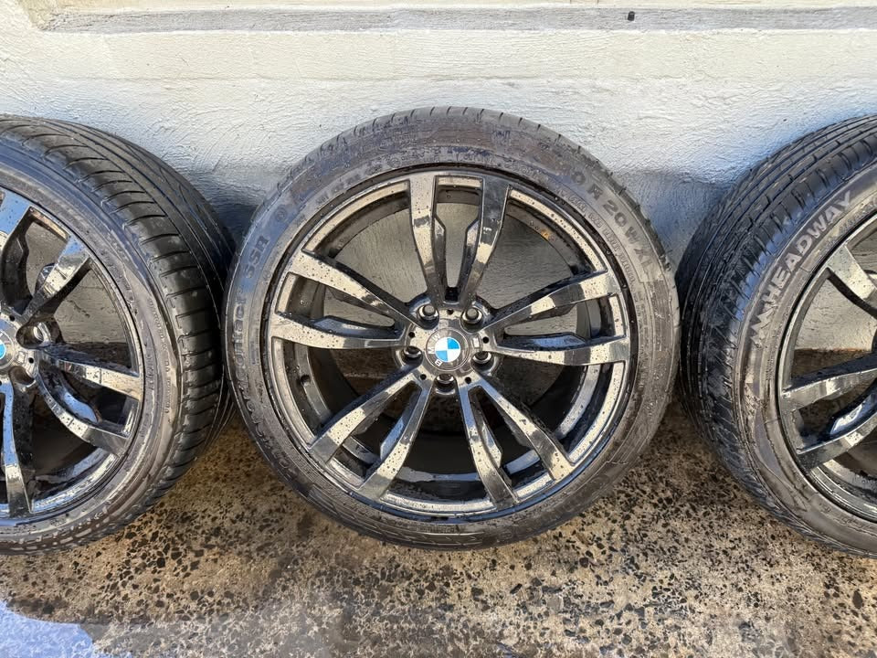 BMW M Sport 20" Black Staggered Alloy Wheels with Tyres