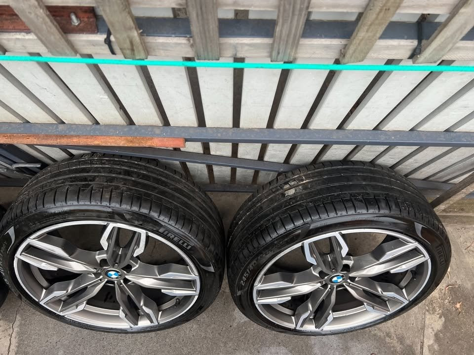 BMW X4 M Sport 21" Staggered Alloy Wheels with Excellent Tyres