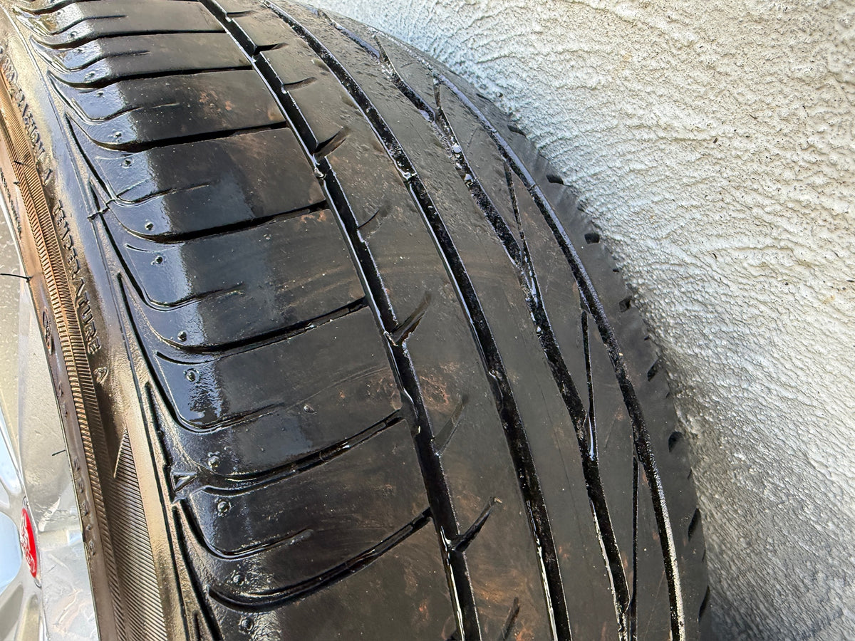 Jaguar XF 18” Alloy Wheels with Good Tyres