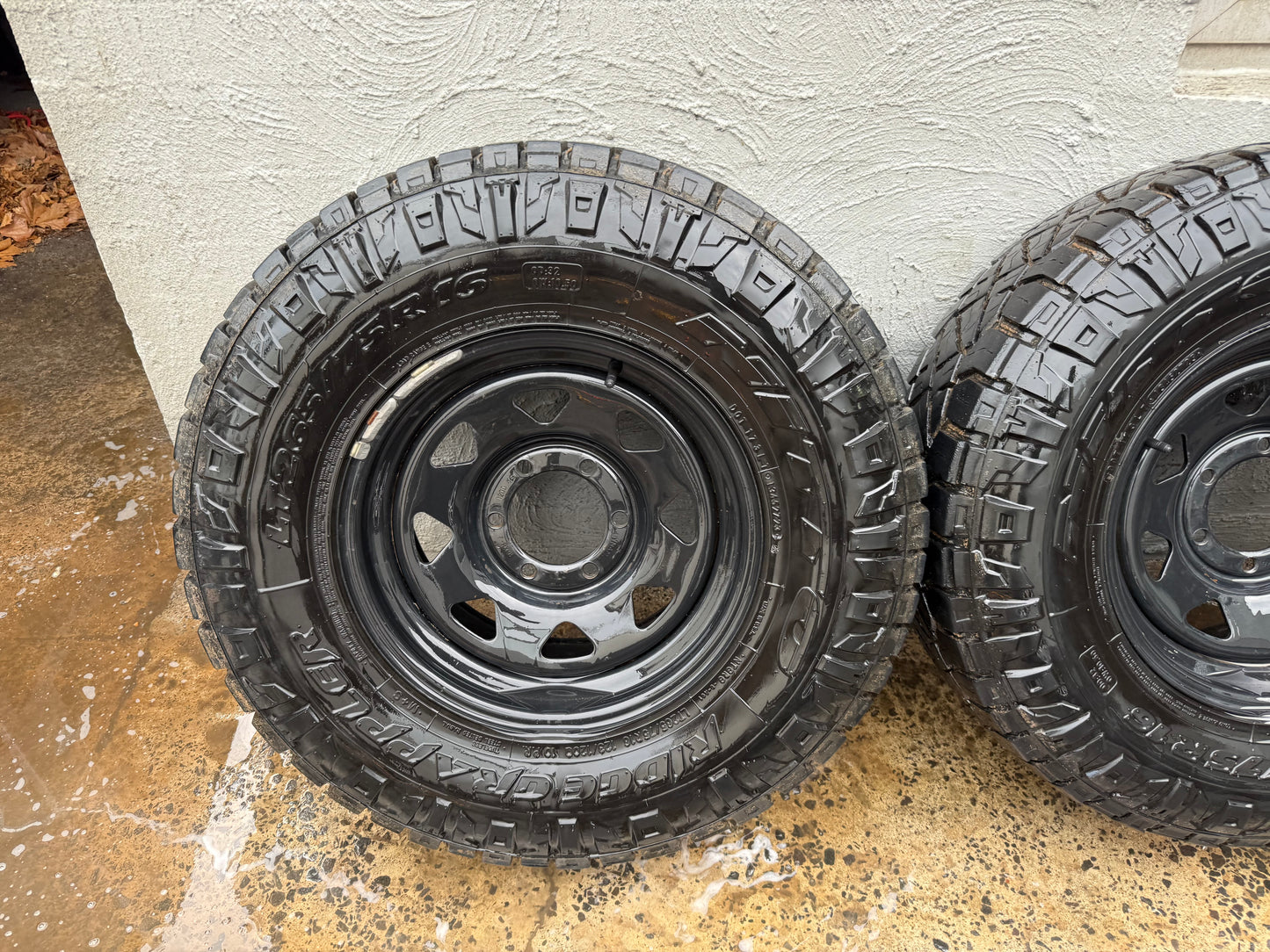 Nitto Ridge Grappler 32" A/T Tyres on 6 Stud Steel Rims