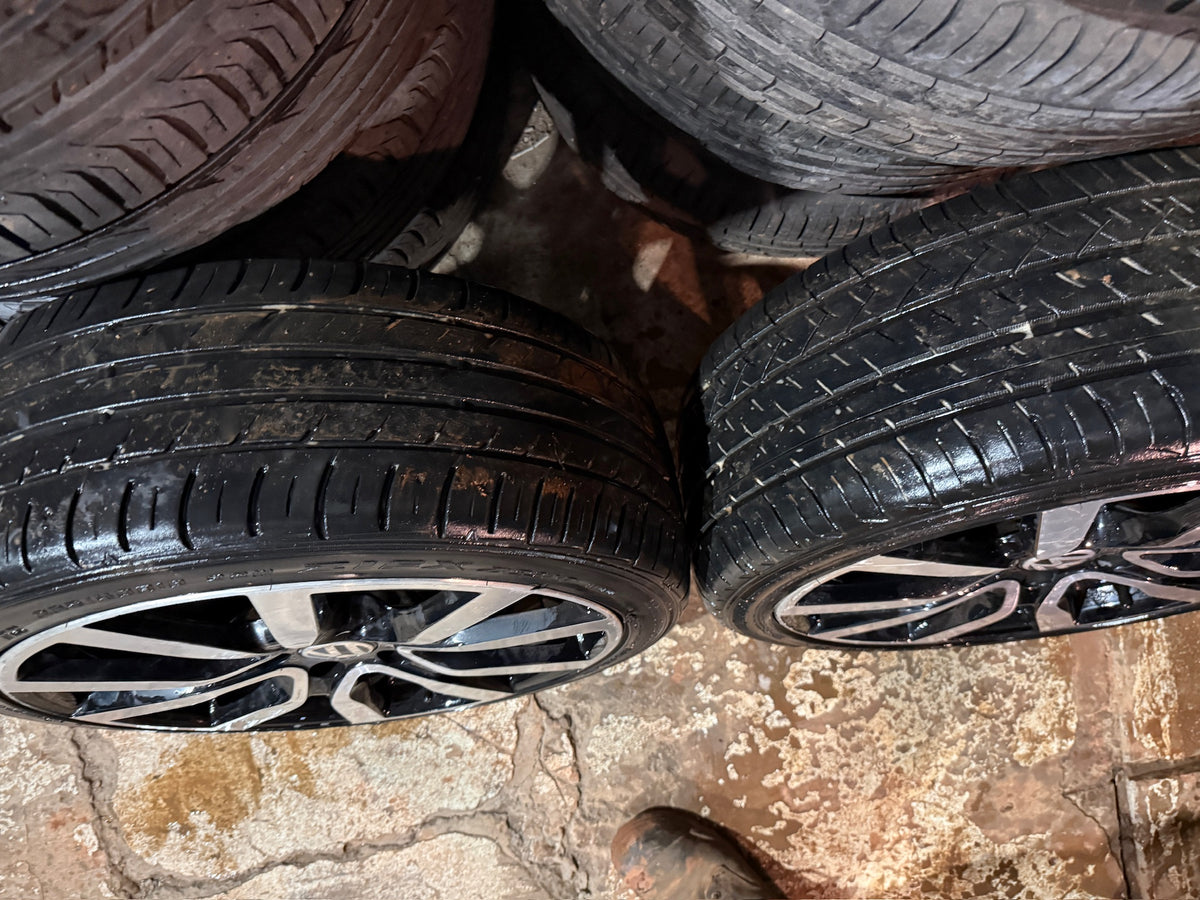 Volkswagen Golf GTI 18” Alloy Wheels with Good Tyres