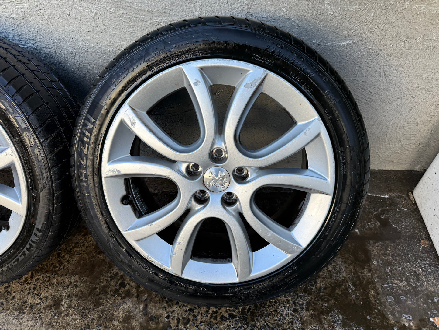 Peugeot 508 18” Alloy Wheels with Very Good Tyres