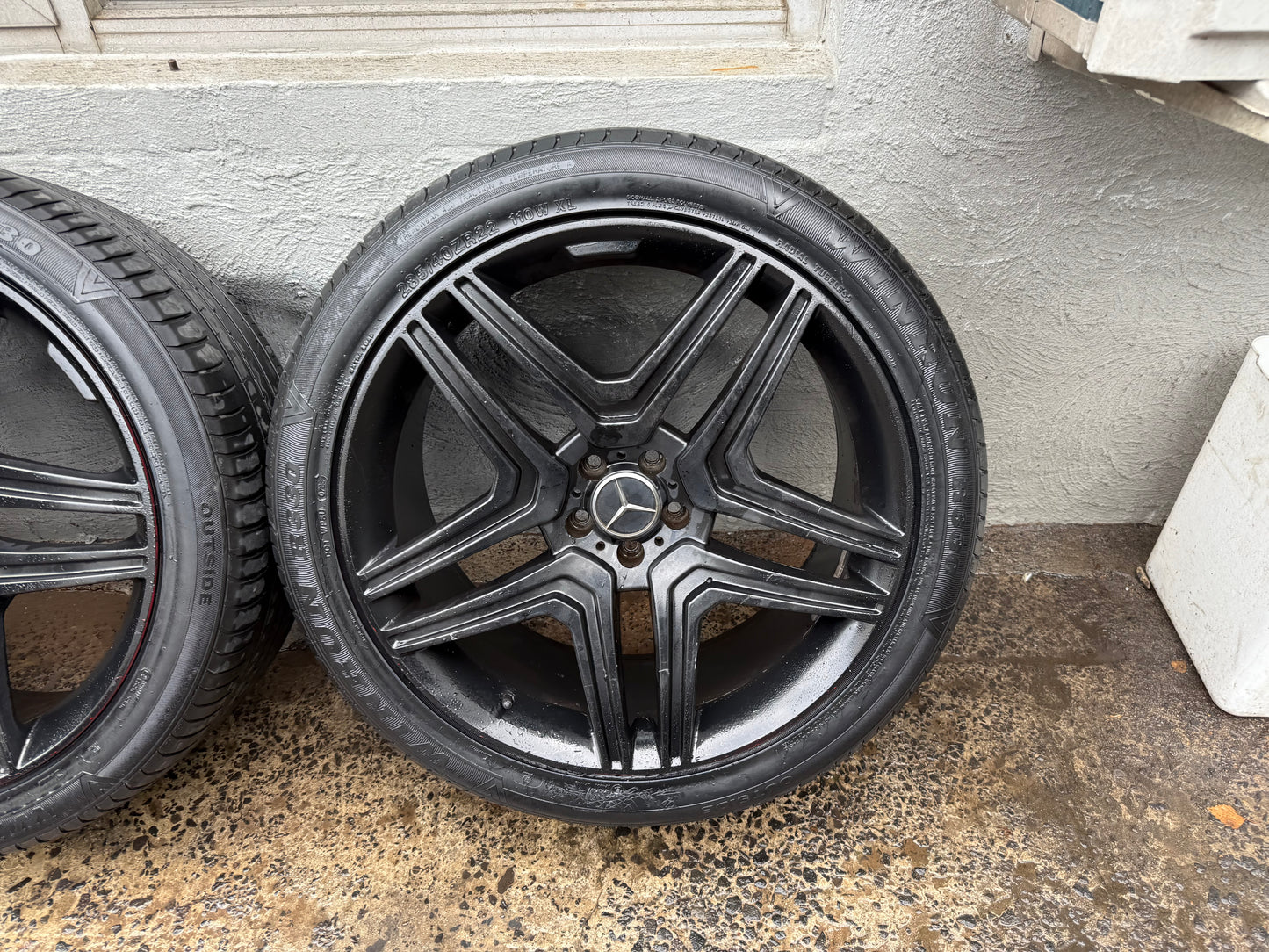 Mercedes Benz ML350 22” Alloy Wheels with Good Tyres