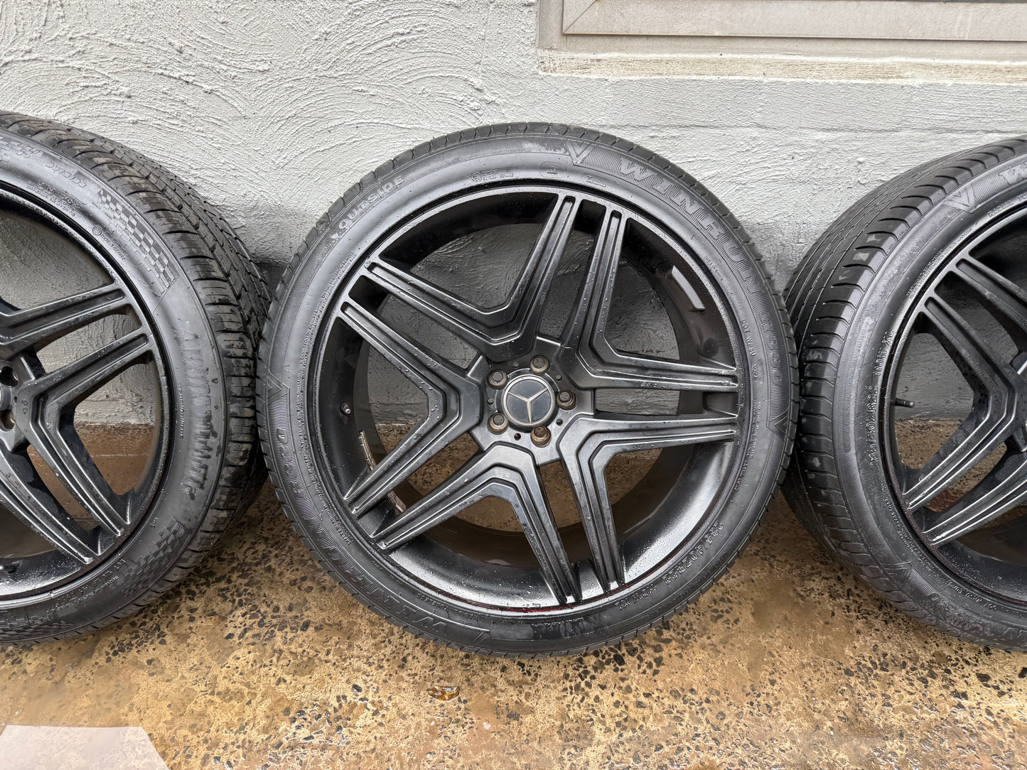 Mercedes Benz ML350 22” Alloy Wheels with Good Tyres